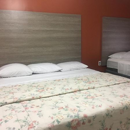 Barberry Court Motel &Cabins レイク・ジョージ エクステリア 写真
