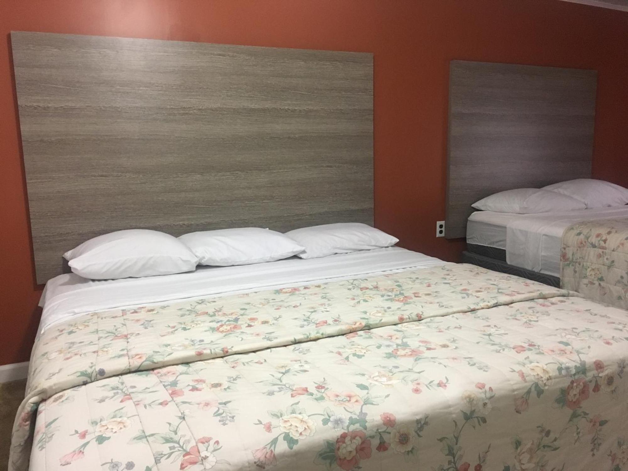 Barberry Court Motel &Cabins レイク・ジョージ エクステリア 写真
