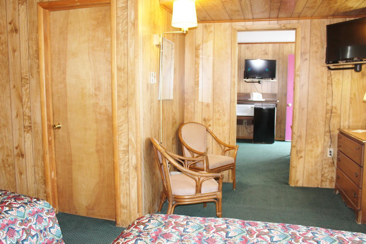 Barberry Court Motel &Cabins レイク・ジョージ エクステリア 写真
