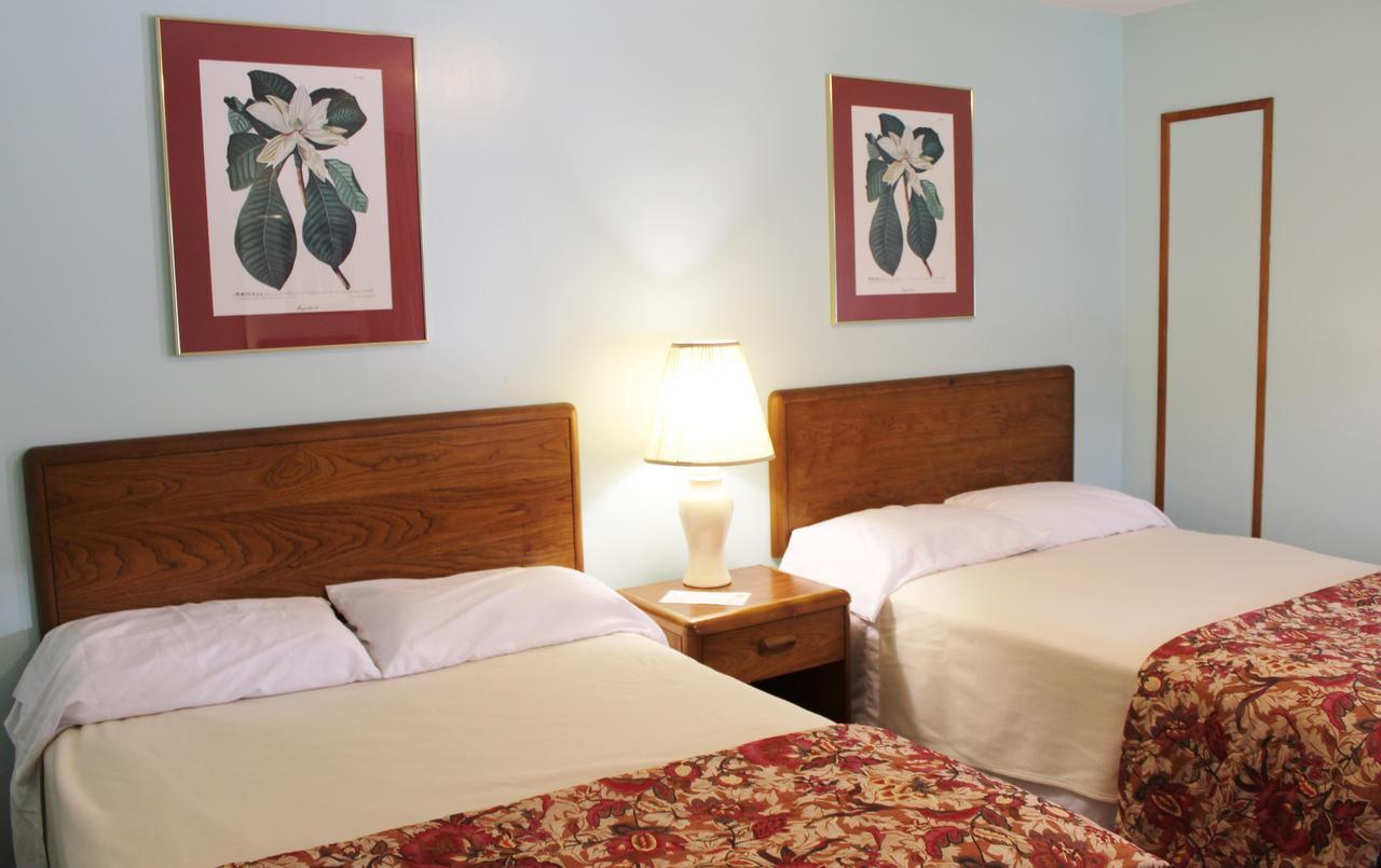 Barberry Court Motel &Cabins レイク・ジョージ エクステリア 写真