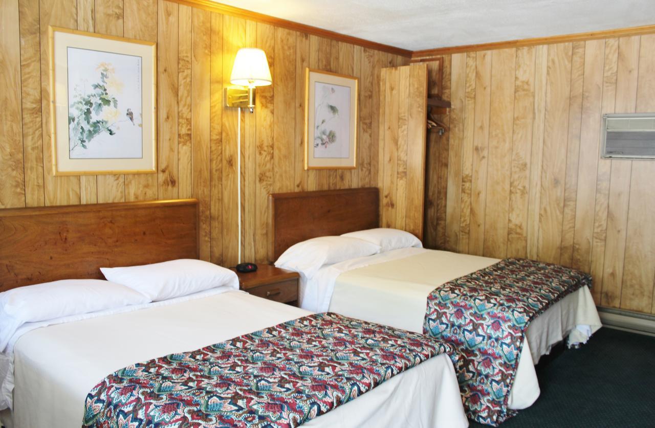 Barberry Court Motel &Cabins レイク・ジョージ エクステリア 写真