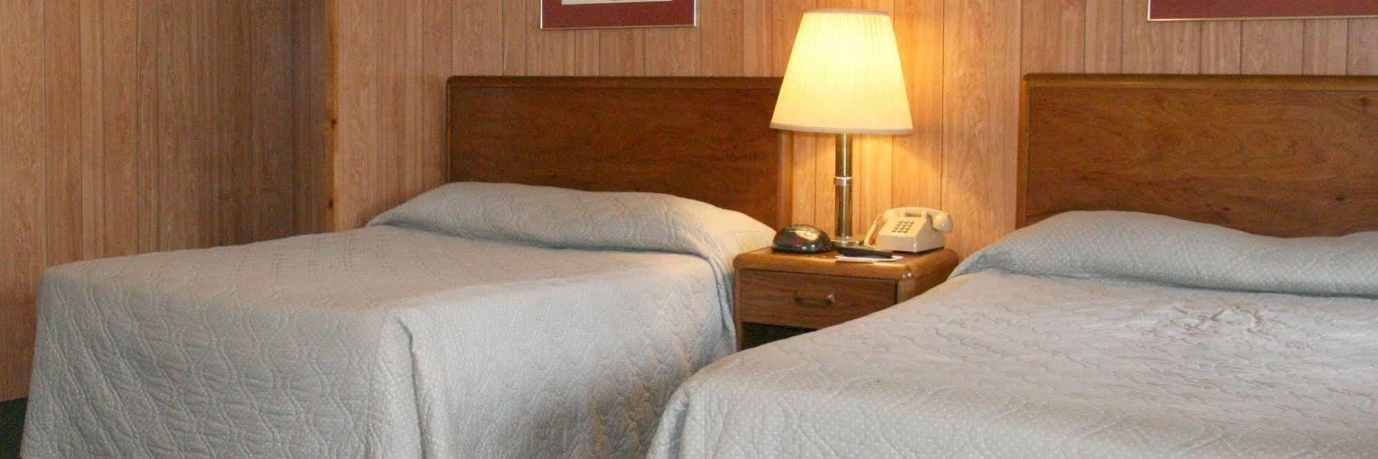 Barberry Court Motel &Cabins レイク・ジョージ エクステリア 写真